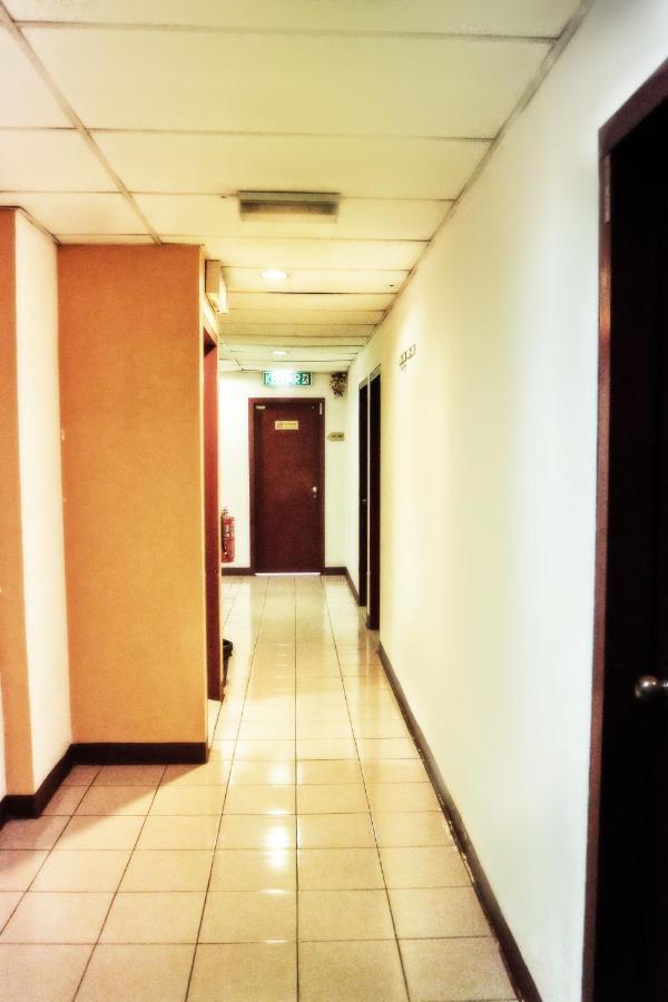 Plaza Inn シブ エクステリア 写真
